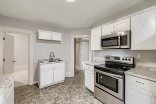 830 University Ave W, Saint Paul, MN 55104 - Photo 7