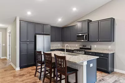 1936 Meridian Curve, Carver, MN 55315 - Photo 5