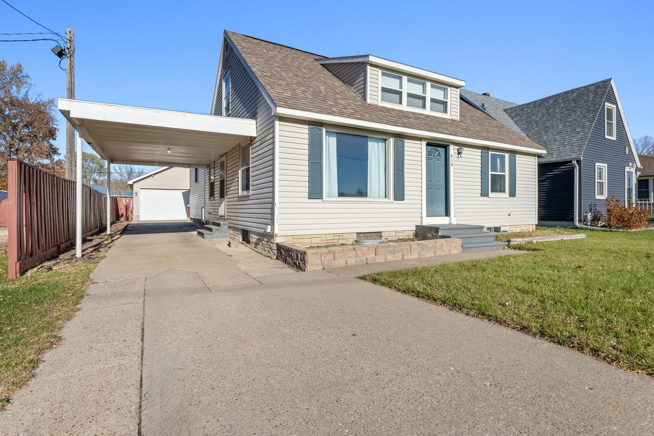 616 E Sarnia St, Winona, MN 55987 - MLS 6818514 - Coldwell Banker