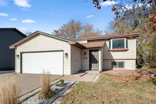 5118 Angeline Ave N, Crystal, MN 55429 - Photo 1