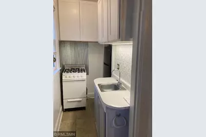 2082 Marshall Avenue, Saint Paul, MN 55104 - Photo 13