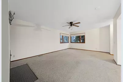 351 1st Avenue NE, Wells, MN 56097 - Photo 15