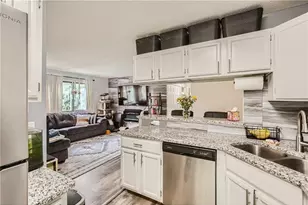 5940 Fernwood St, Shoreview, MN 55126 - Photo 5