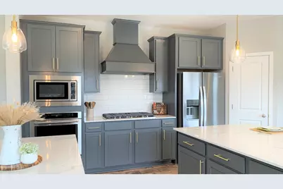 1737 Oak Creek Pass, Chaska, MN 55318 - Photo 5