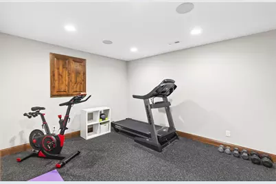 5865 Comstock Lane N, Plymouth, MN 55446 - Photo 49