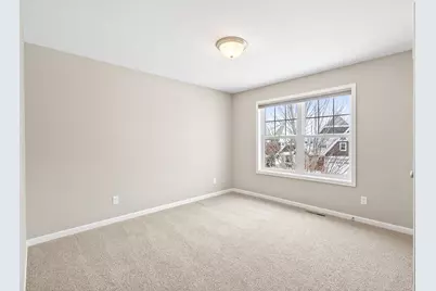 5865 Comstock Lane N, Plymouth, MN 55446 - Photo 35