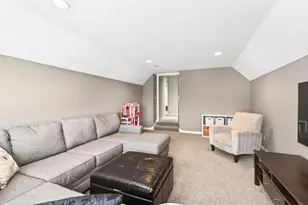 5865 Comstock Ln N, Plymouth, MN 55446 - Photo 39