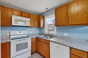 317 15th Ave NE, Rochester, MN 55906 - Photo 11