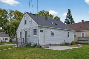 317 15th Ave NE, Rochester, MN 55906 - Photo 3