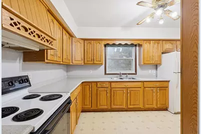 3935 E County N, White Bear Lake, MN 55110 - Photo 13