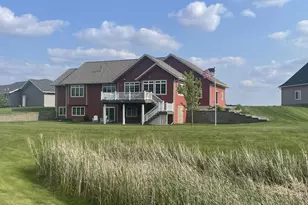 240 N Pond Dr, Jackson, MN 56143 - Photo 3