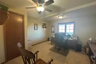 240 N Pond Dr, Jackson, MN 56143 - Photo 29