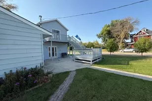 632 9th St N, Breckenridge, MN 56520 - Photo 5