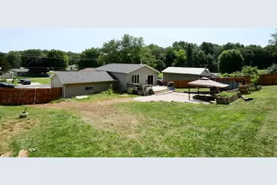 1560 Wabasha Avenue, Saint Charles, MN 55972 - Photo 3