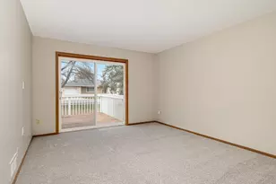 423 Whispering River Ln, Farmington, MN 55024 - Photo 3