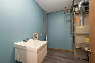 423 Whispering River Ln, Farmington, MN 55024 - Photo 9