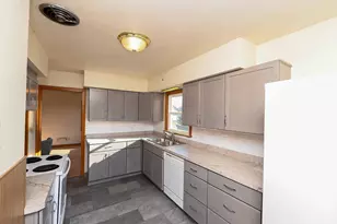 230 Main St, Green Isle, MN 55338 - Photo 31