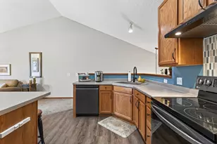 319 Heritage Trail, Circle Pines, MN 55014 - Photo 17