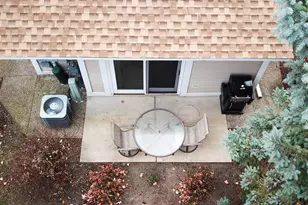 5324 Highpointe Dr, Bloomington, MN 55437 - Photo 13