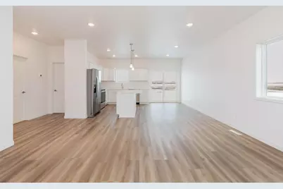 1522 6th Avenue NE, Dilworth, MN 56529 - Photo 3