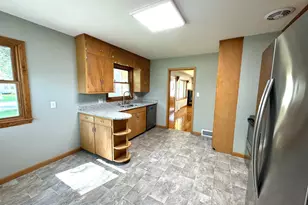 221 Woodlawn Ave, Lake Lillian, MN 56253 - Photo 5