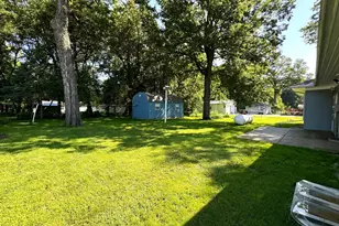 221 Woodlawn Ave, Lake Lillian, MN 56253 - Photo 15