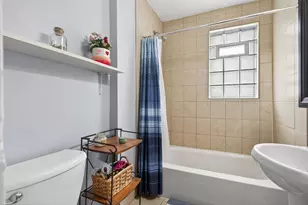 823 Hardenbergh Pl, Saint Paul, MN 55117 - Photo 9