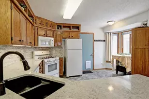14351 Glenda Dr, Apple Valley, MN 55124 - Photo 3