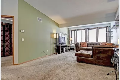 14351 Glenda Drive, Apple Valley, MN 55124 - Photo 5