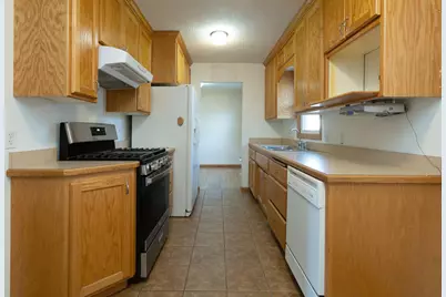 10647 Washington Boulevard NE, Blaine, MN 55434 - Photo 17