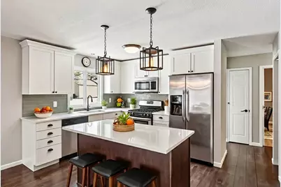 1120 Unity Avenue N, Golden Valley, MN 55422 - Photo 11