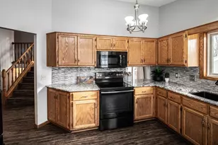 9301 173rd St W, Lakeville, MN 55044 - Photo 9