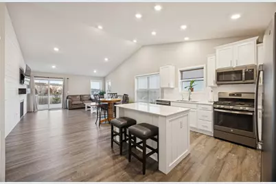 1336 Chestnut Circle, Carver, MN 55315 - Photo 7