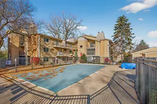 2010 Ridge Dr, Saint Louis Park, MN 55416 - Photo 29