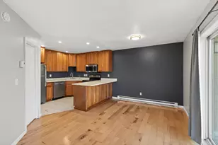 2010 Ridge Dr, Saint Louis Park, MN 55416 - Photo 11