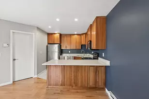 2010 Ridge Dr, Saint Louis Park, MN 55416 - Photo 13