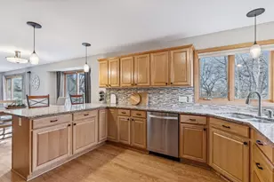 10612 Alison Way, Inver Grove Heights, MN 55077 - Photo 7