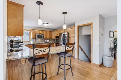 10612 Alison Way, Inver Grove Heights, MN 55077 - Photo 5