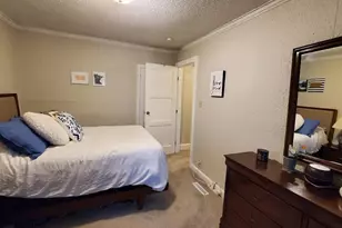 1924 5th St E, Saint Paul, MN 55119 - Photo 15