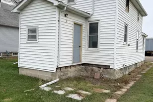 117 Cleveland Ave, Morgan, MN 56266 - Photo 5