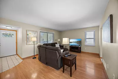 4240 Braddock Trail, Eagan, MN 55123 - Photo 7