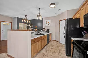 198 Morgan Ln, Lino Lakes, MN 55014 - Photo 7