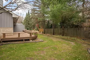 1166 Kingsley Ct S, Mendota Heights, MN 55118 - Photo 37