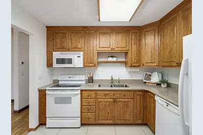 984 Yuma Lane N, Plymouth, MN 55447 - Photo 7