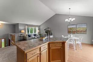 1337 Eagle Ct, New Richmond, WI 54017 - Photo 5