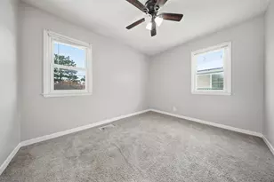 5580 Aldine St, Shoreview, MN 55126 - Photo 9