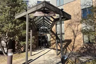 10 Windsor Ct, New Brighton, MN 55112 - Photo 1