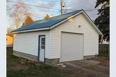 404 Melby Avenue, Ashby, MN 56309 - Photo 11