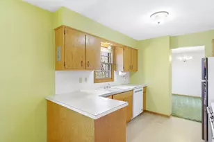 624 109th Ln NE, Blaine, MN 55434 - Photo 3