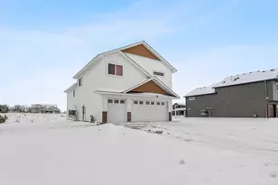 4634 9th St NE, Saint Cloud, MN 56304 - Photo 33